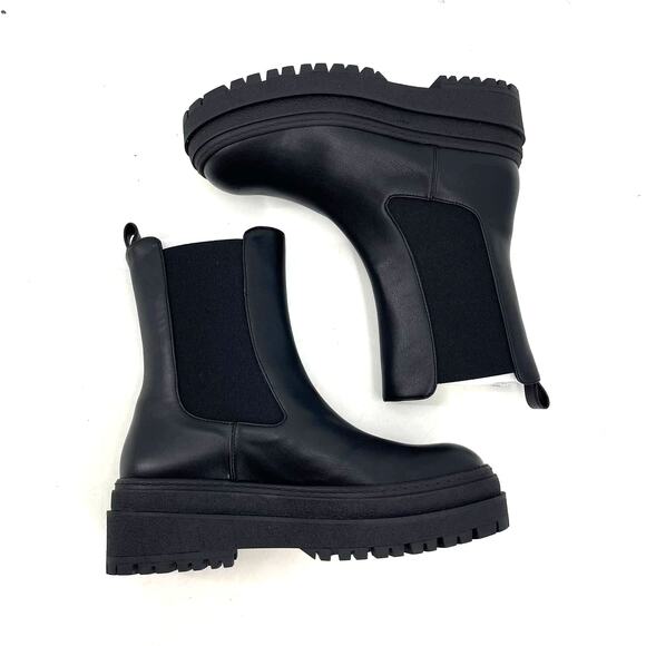 Good American Leather Chelsea Pull On Boot Black Women's 5.5 NIB GA036V-X - Picture 2 of 8